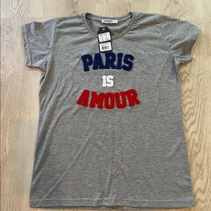 NWT Air Paris Collection, T-shirt “ Paris is Amour” Sz L.